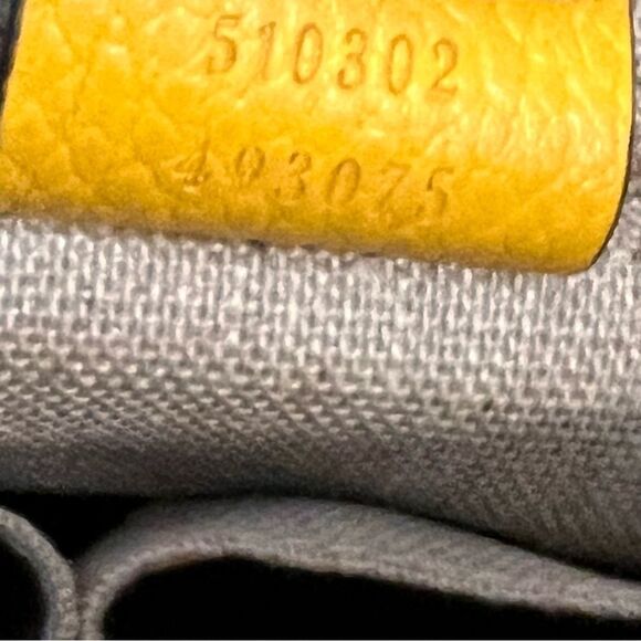 Gucci
Interlocking Top Handle Bag Leather Small - Picture 6 of 10